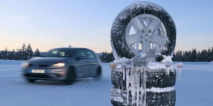 Test pneus hiver sur neige par Autobild